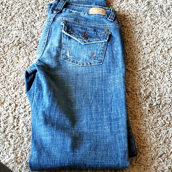 Hydraulic blue